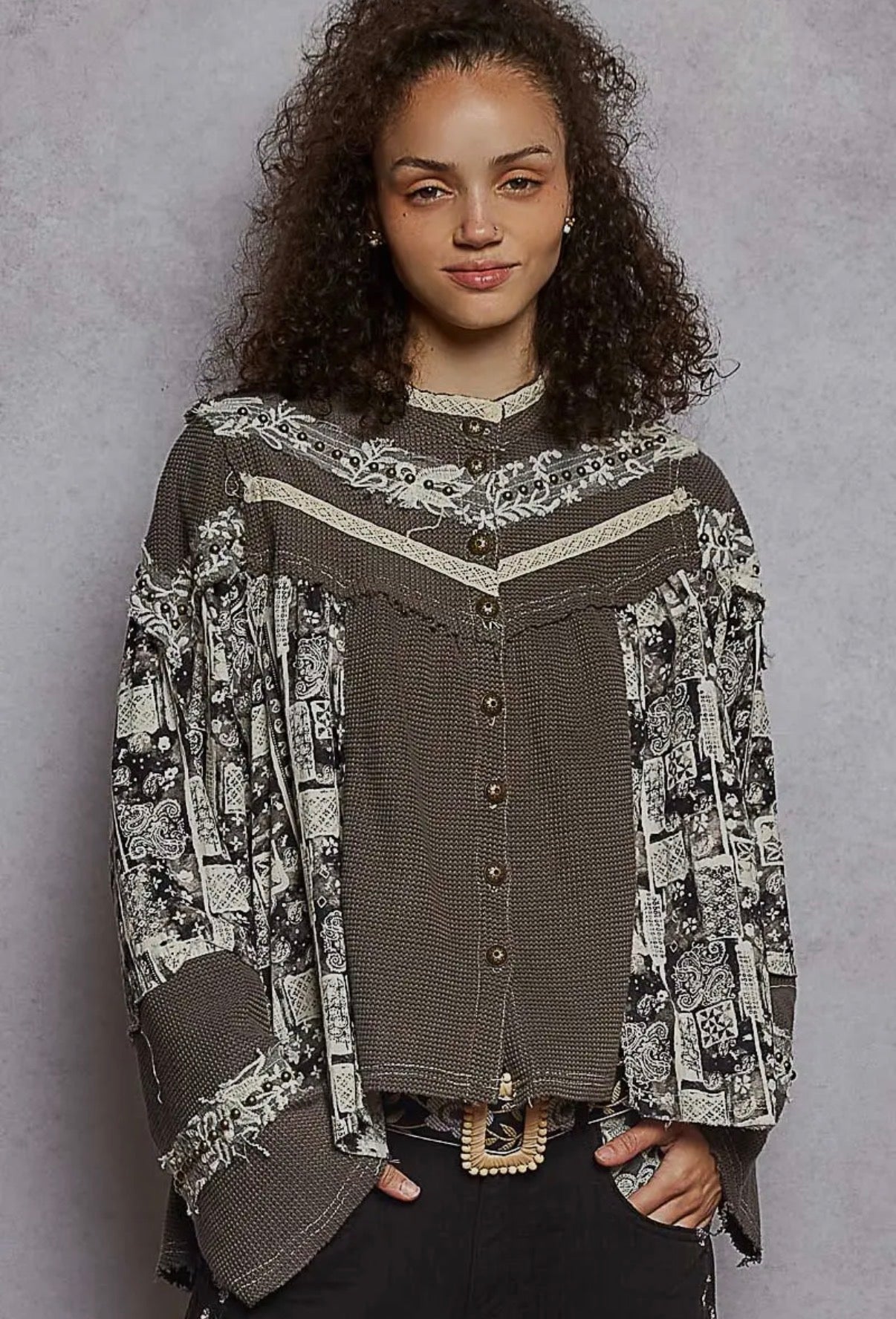 POL Printed Contrast Stud Button High Neck Top