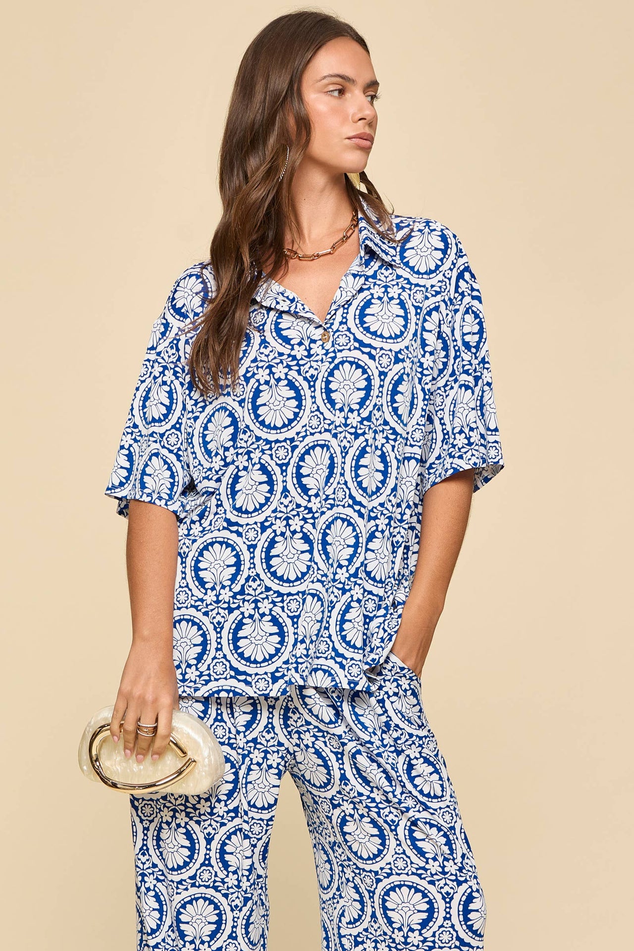 2-Piece Blouse + Relaxed Pants Resort Wear Set