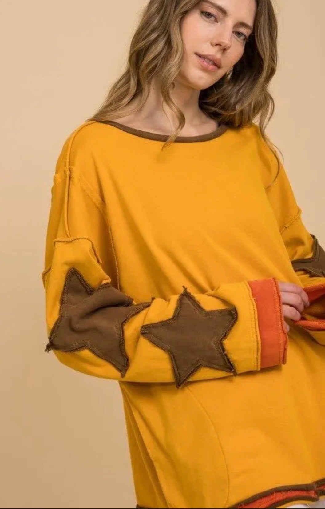 Star Patched Long Sleeve Pullover W/Side Pockets