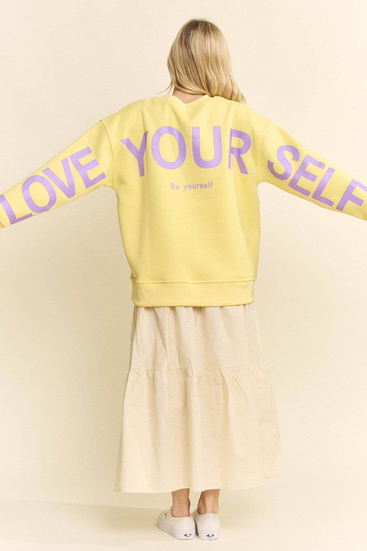LOVE YOURSELF - BE YOURSELF Oversized Sweatshirt/Pullover