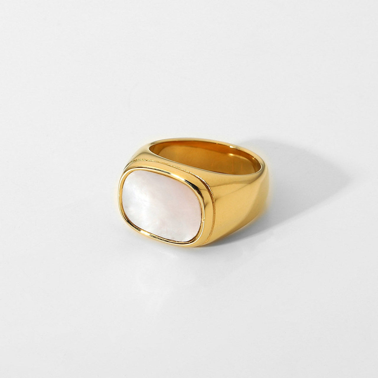 Shell Oval 18K Gold Plated Ring