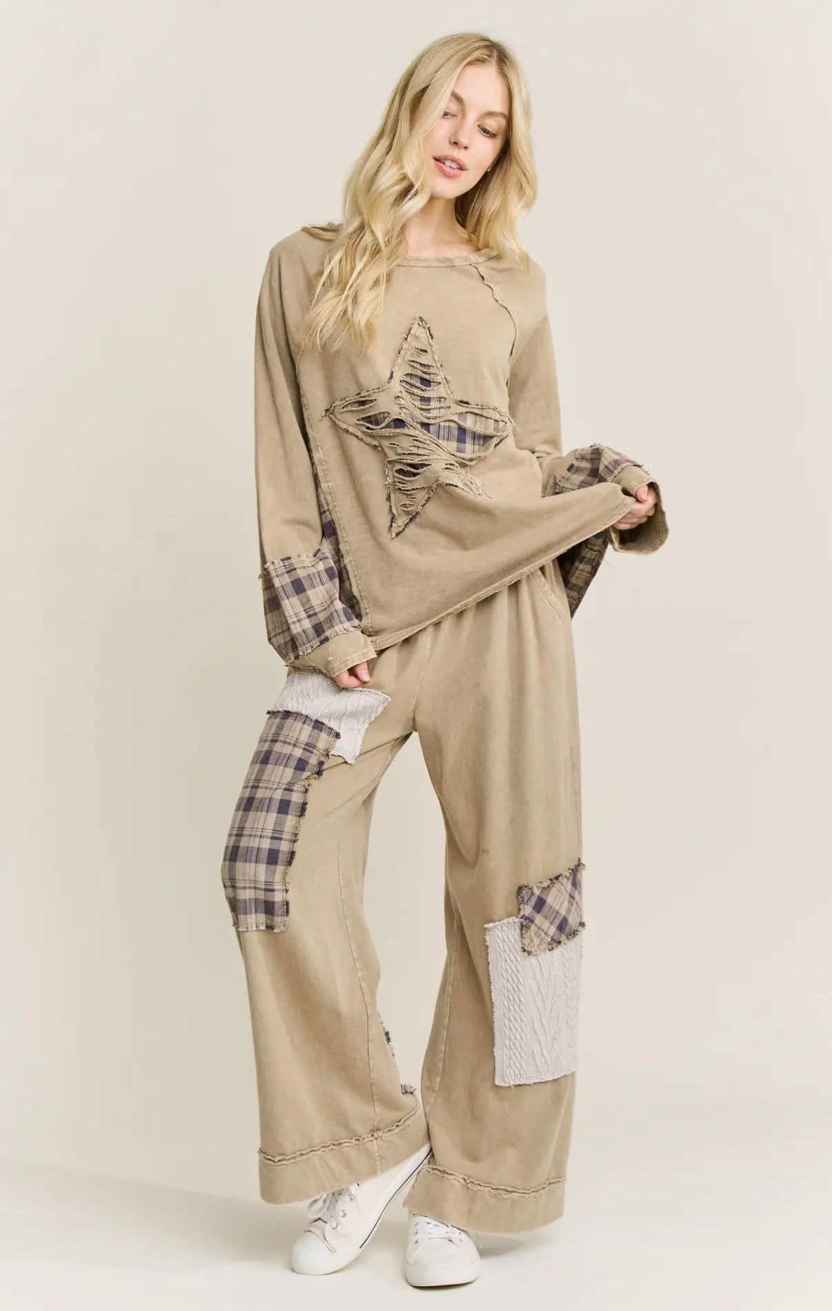 J Her Distressed Star Patch Set