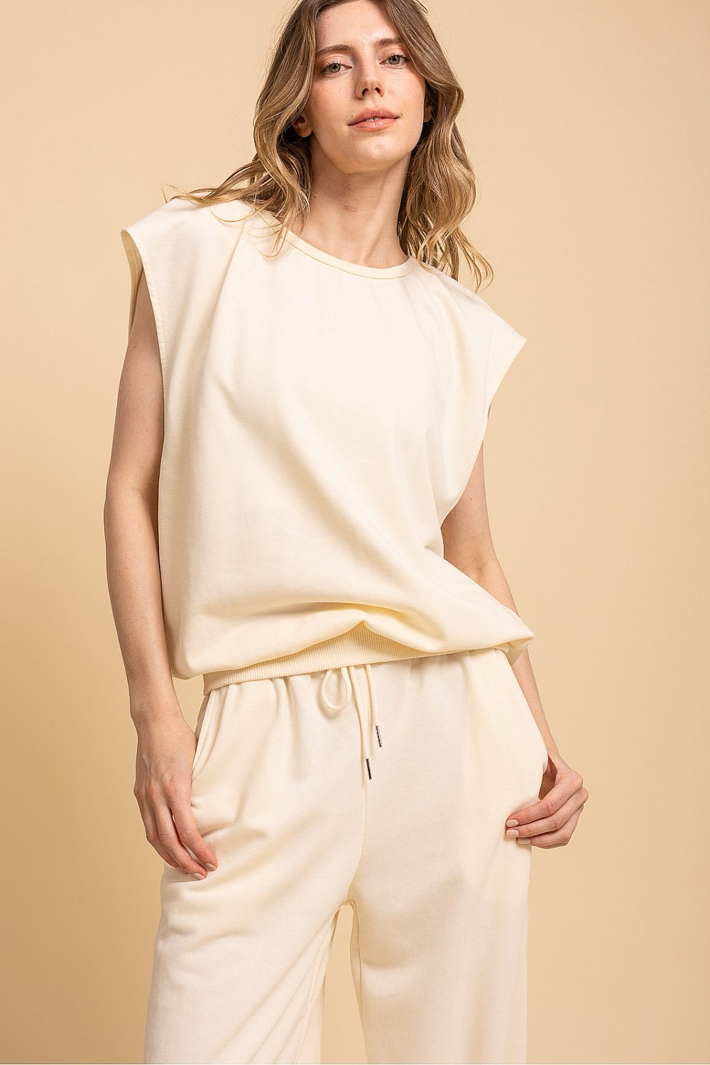 Relaxed Fit Open Back Sleeveless Jogger Set